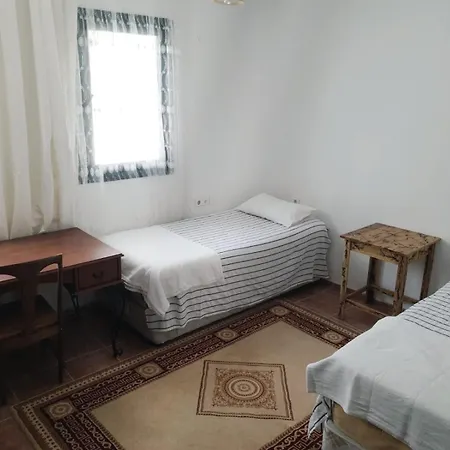 Our Near The Sea And Grocery Stores 博德鲁姆